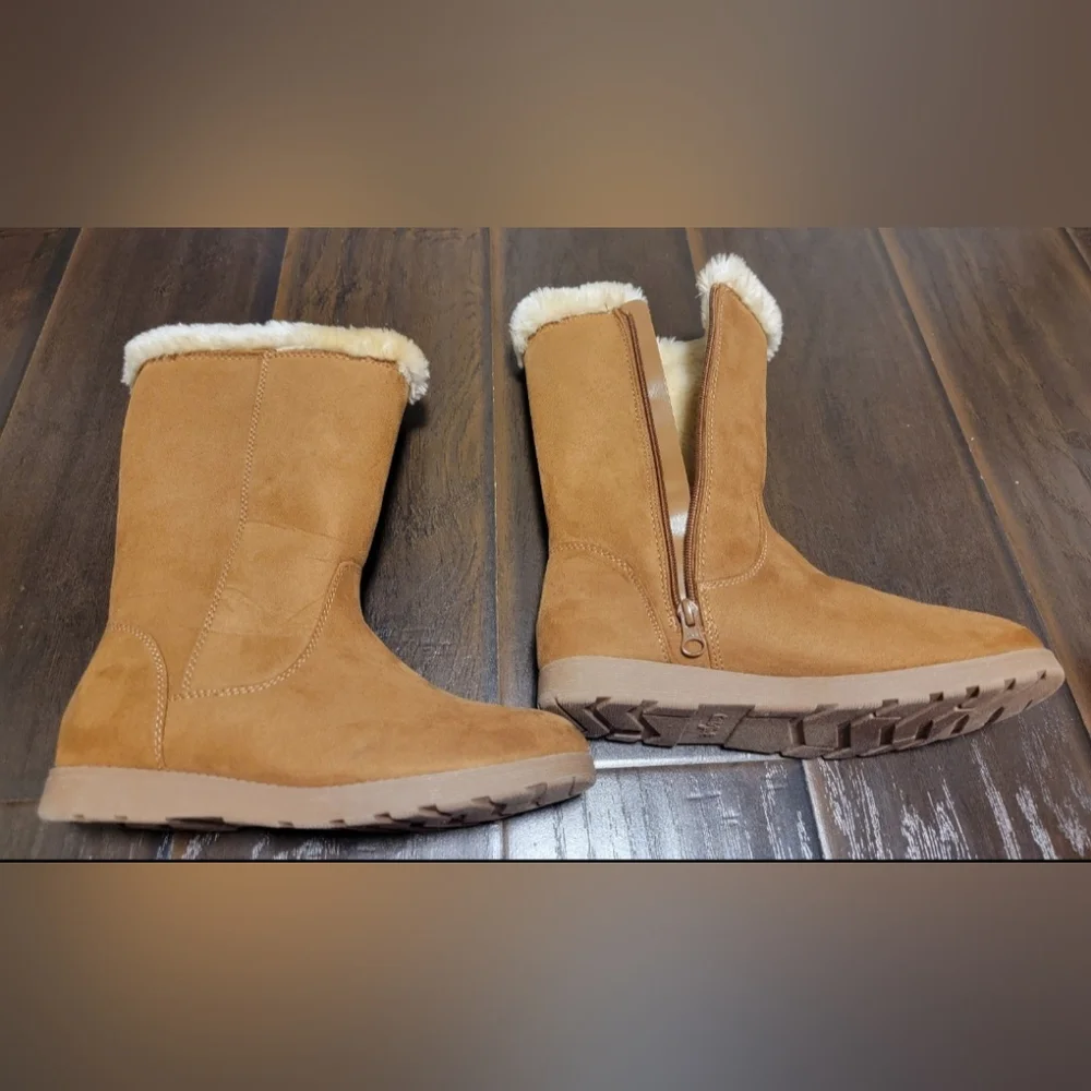 Cat and Jack tan fur Boots girls size 5 Shoes School Uniform Clothes